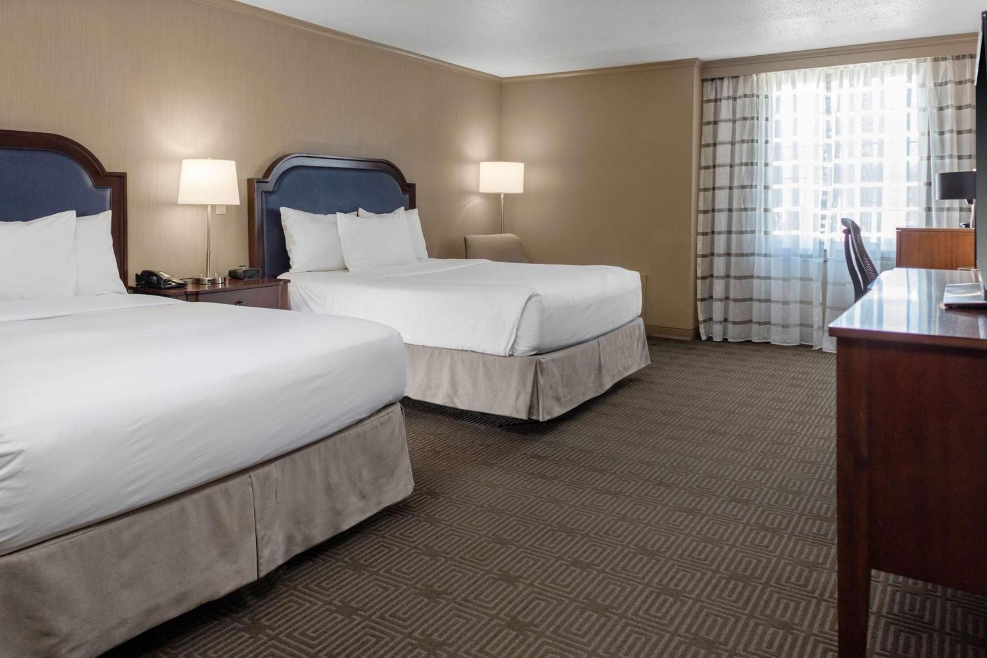 Doubletree By Hilton Hotel Burlington Vermont Extérieur photo