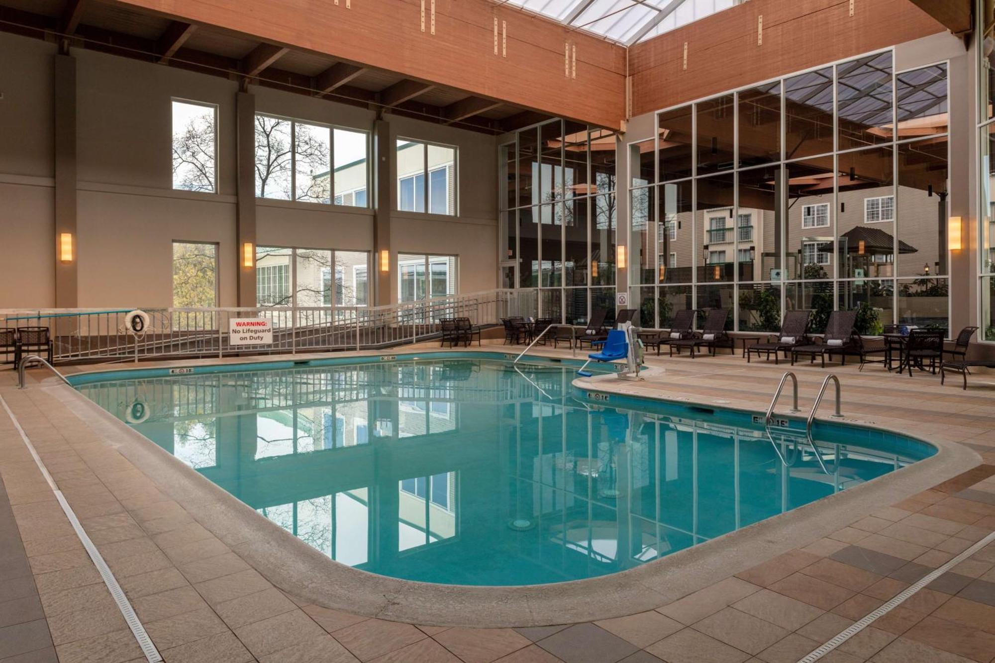 Doubletree By Hilton Hotel Burlington Vermont Extérieur photo