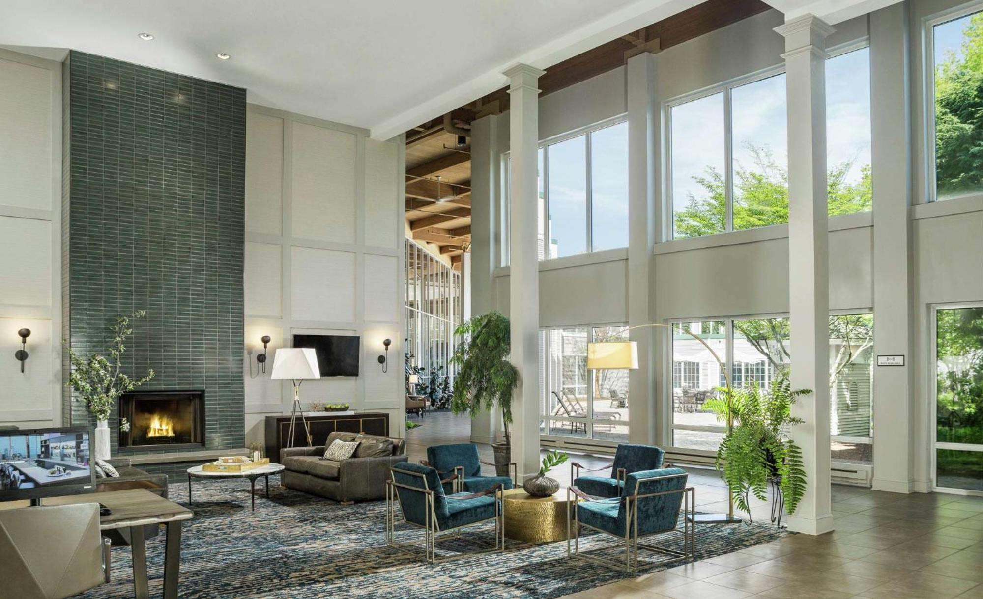 Doubletree By Hilton Hotel Burlington Vermont Extérieur photo