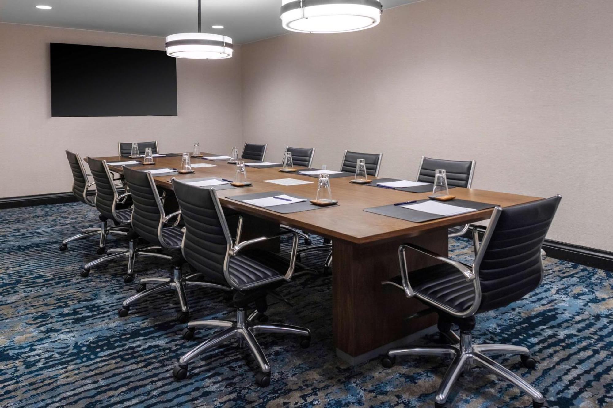 Doubletree By Hilton Hotel Burlington Vermont Extérieur photo