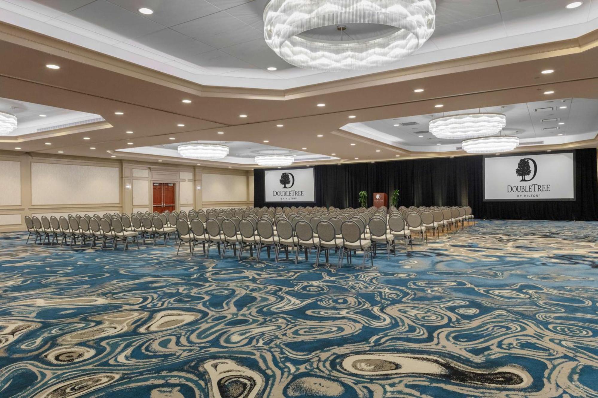 Doubletree By Hilton Hotel Burlington Vermont Extérieur photo